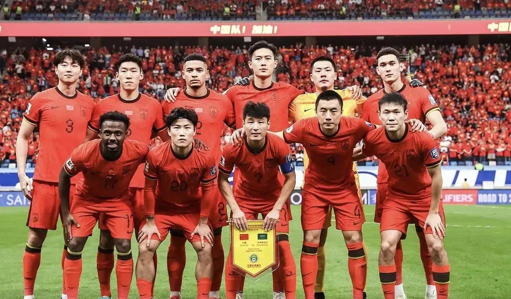 关于热议国足1-0中国香港：大部分时间索然无味加快选帅效率的信息
